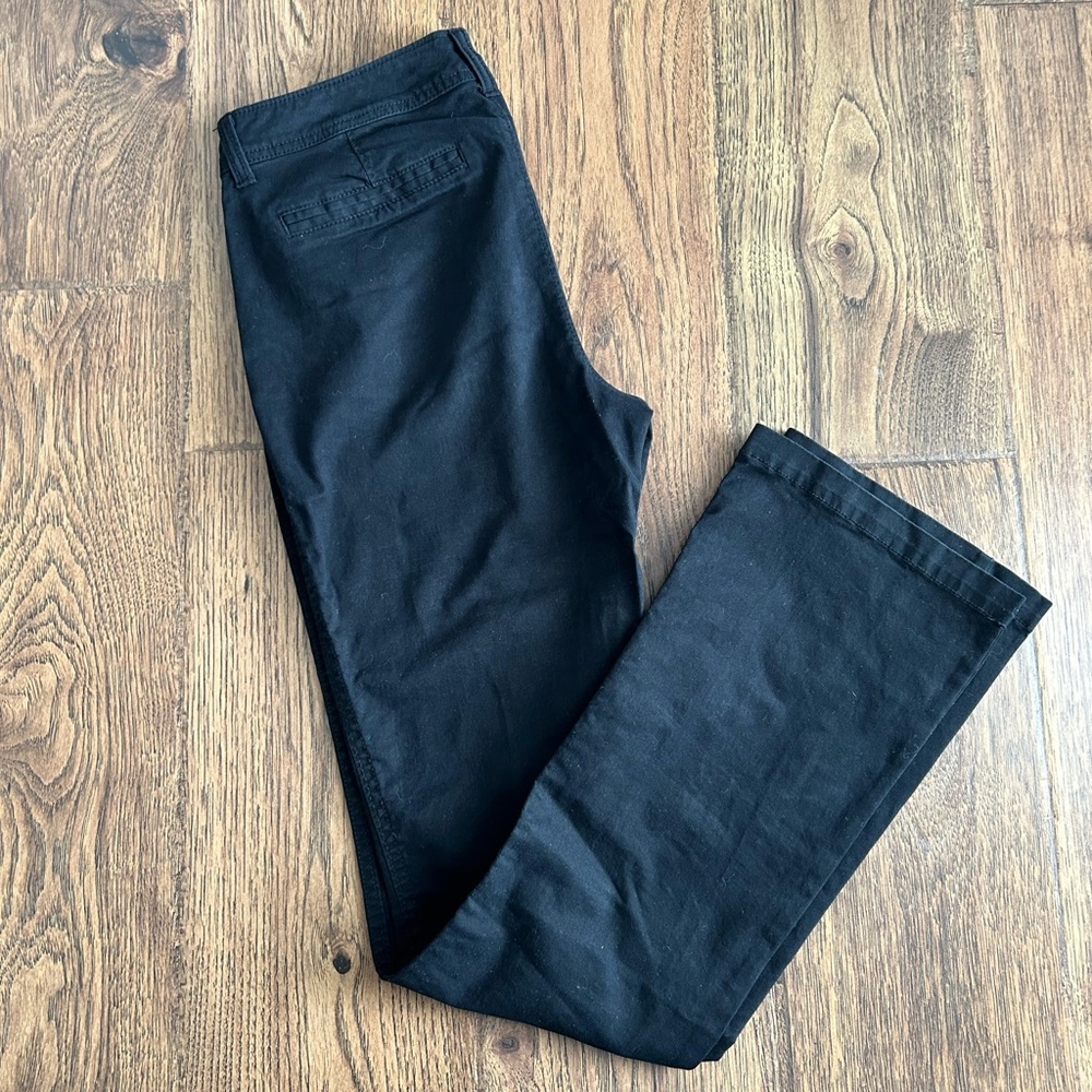 Women’s Black Straight-Leg Pants